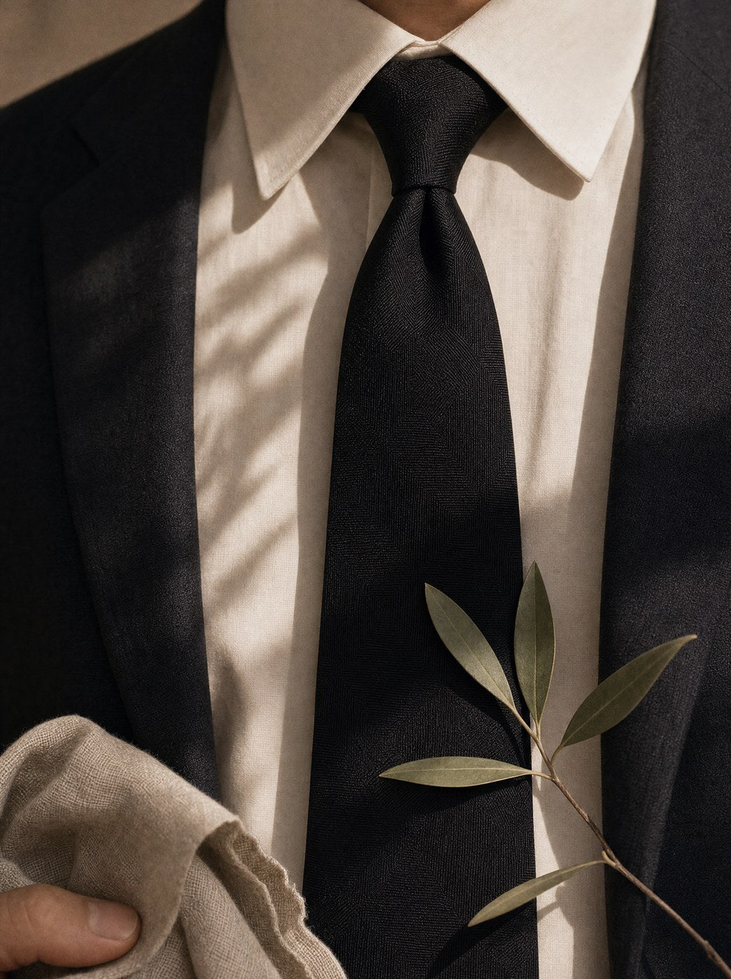 tie-013 wearing