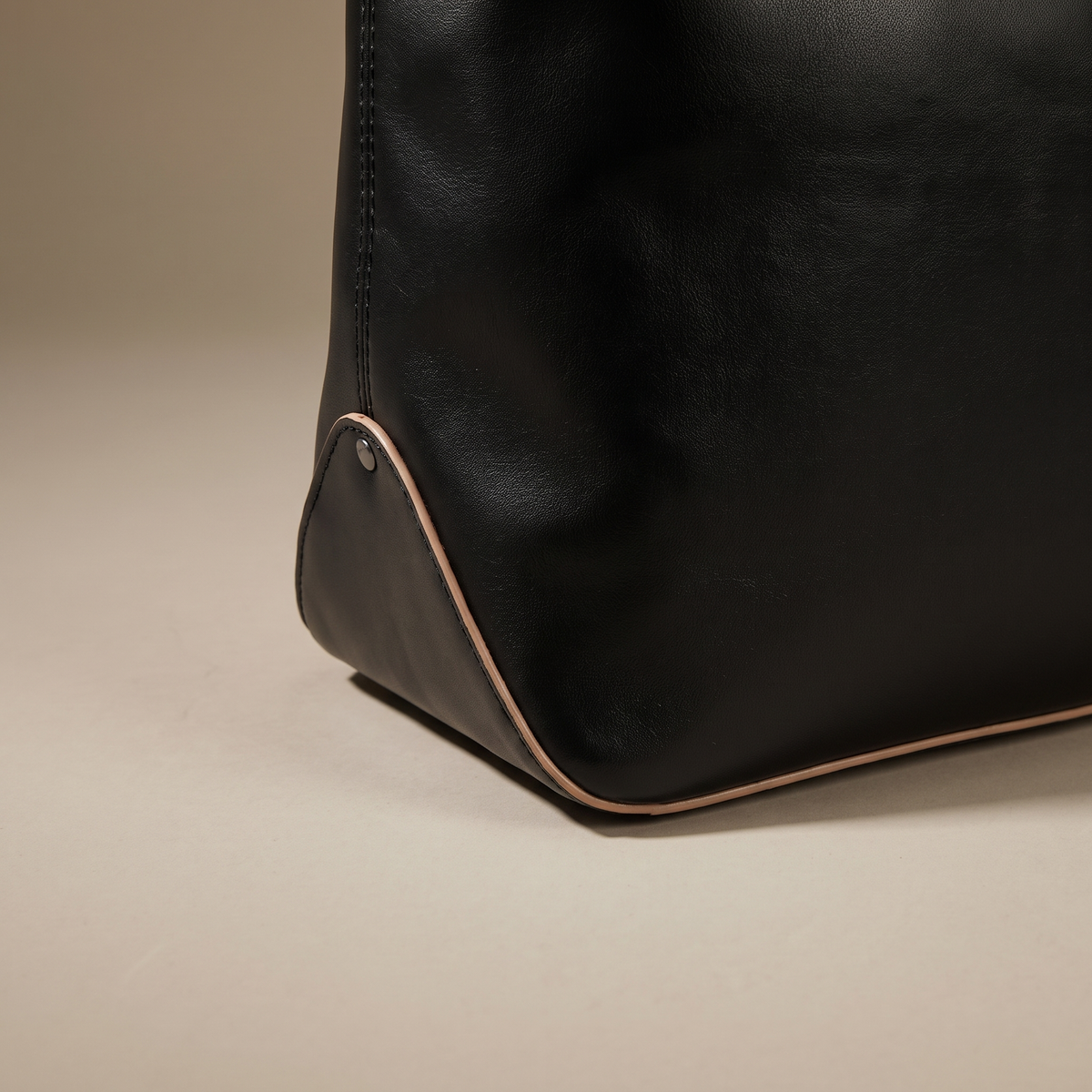 BAG-001
