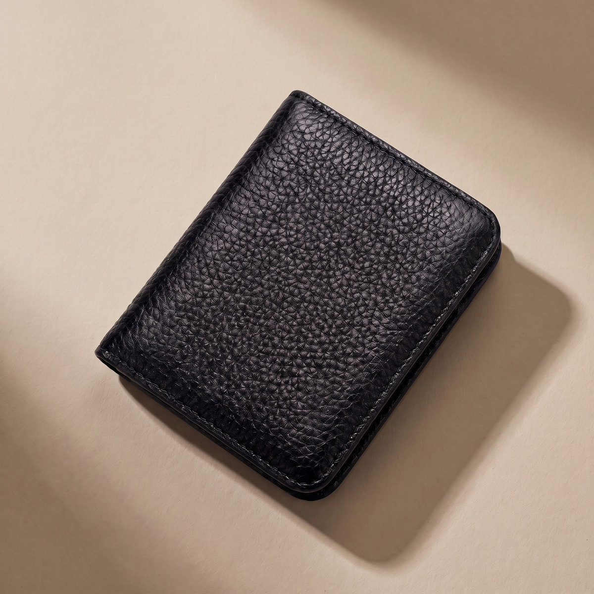 LISCIO ／ 薄型二つ折り財布 black
