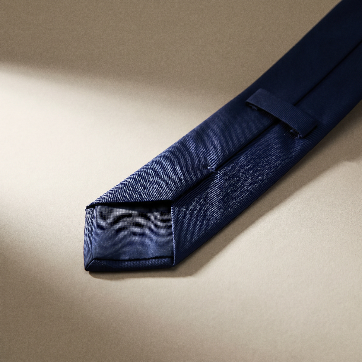 TIE-001
