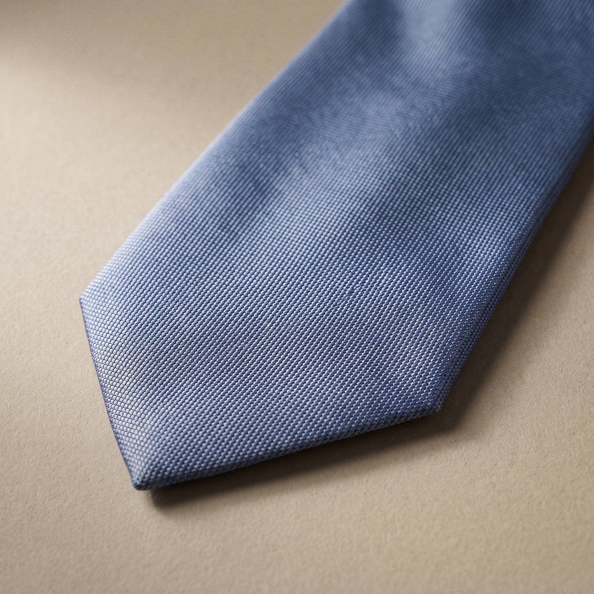 TIE-004
