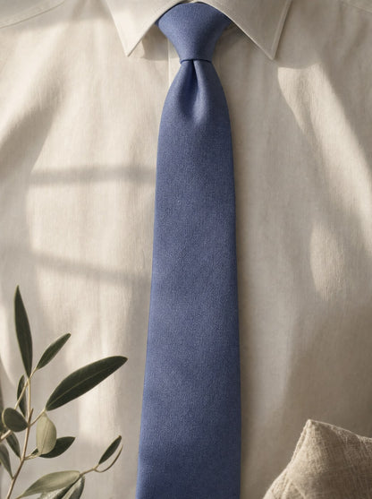 tie-004 wearing