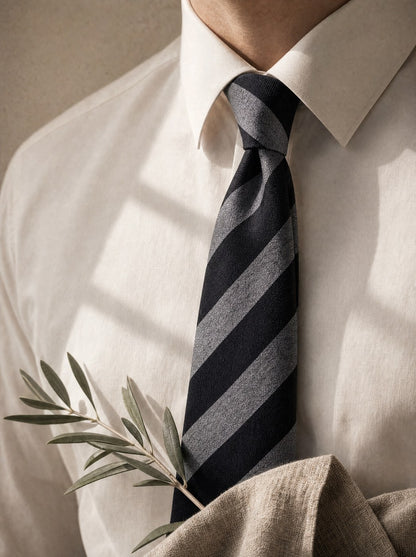 tie-008 wearing
